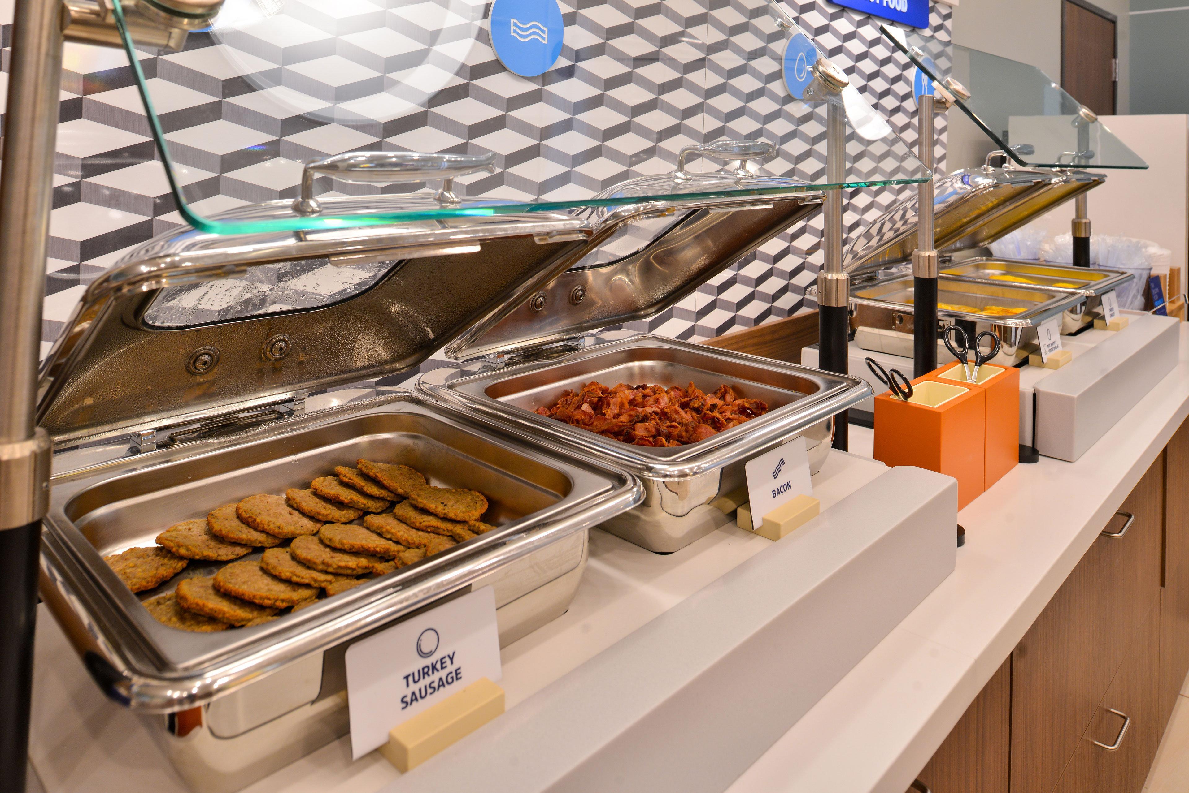 Holiday Inn Express & Suites - Worthington By Ihg Exteriér fotografie