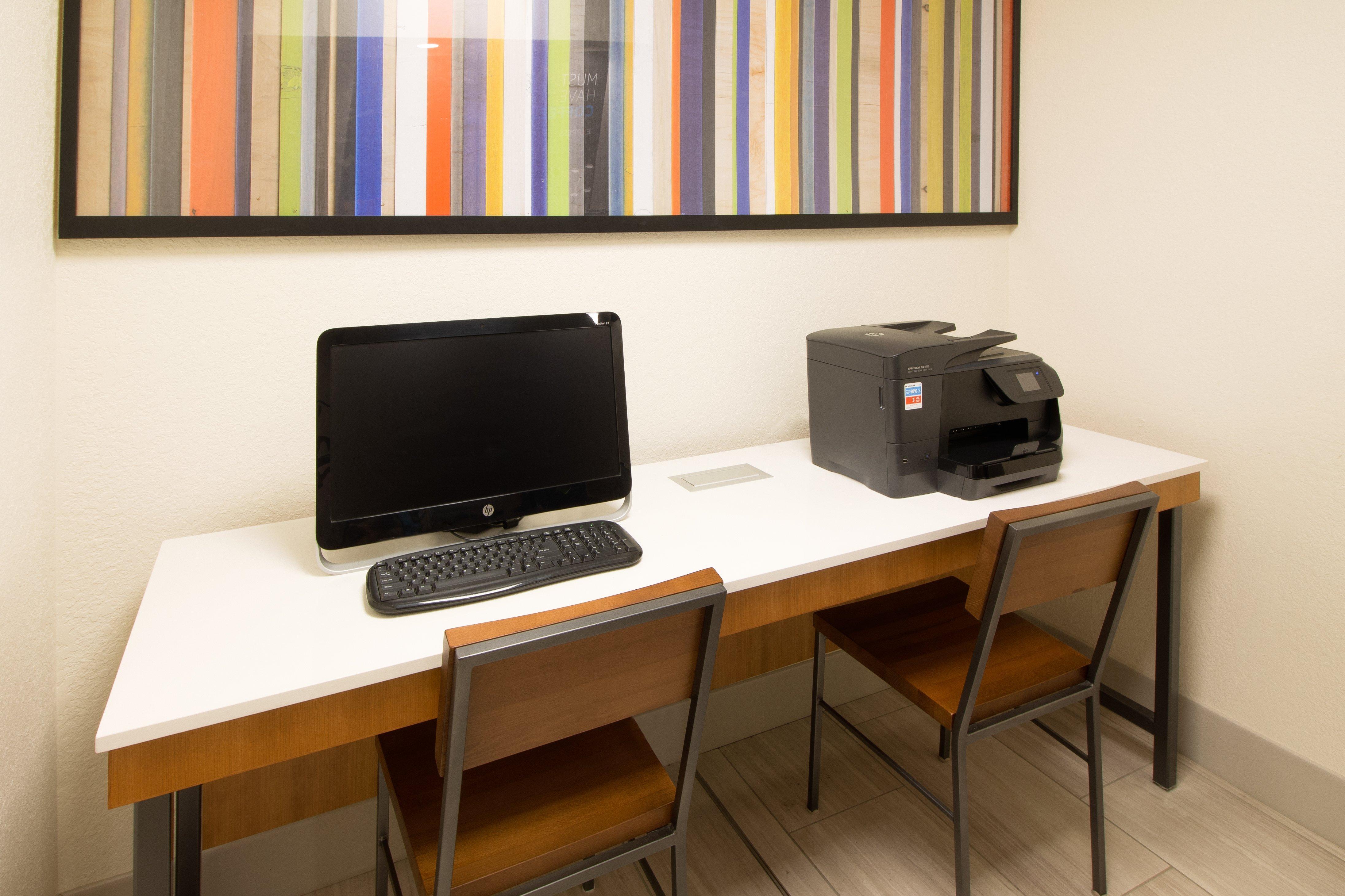 Holiday Inn Express & Suites - Worthington By Ihg Exteriér fotografie